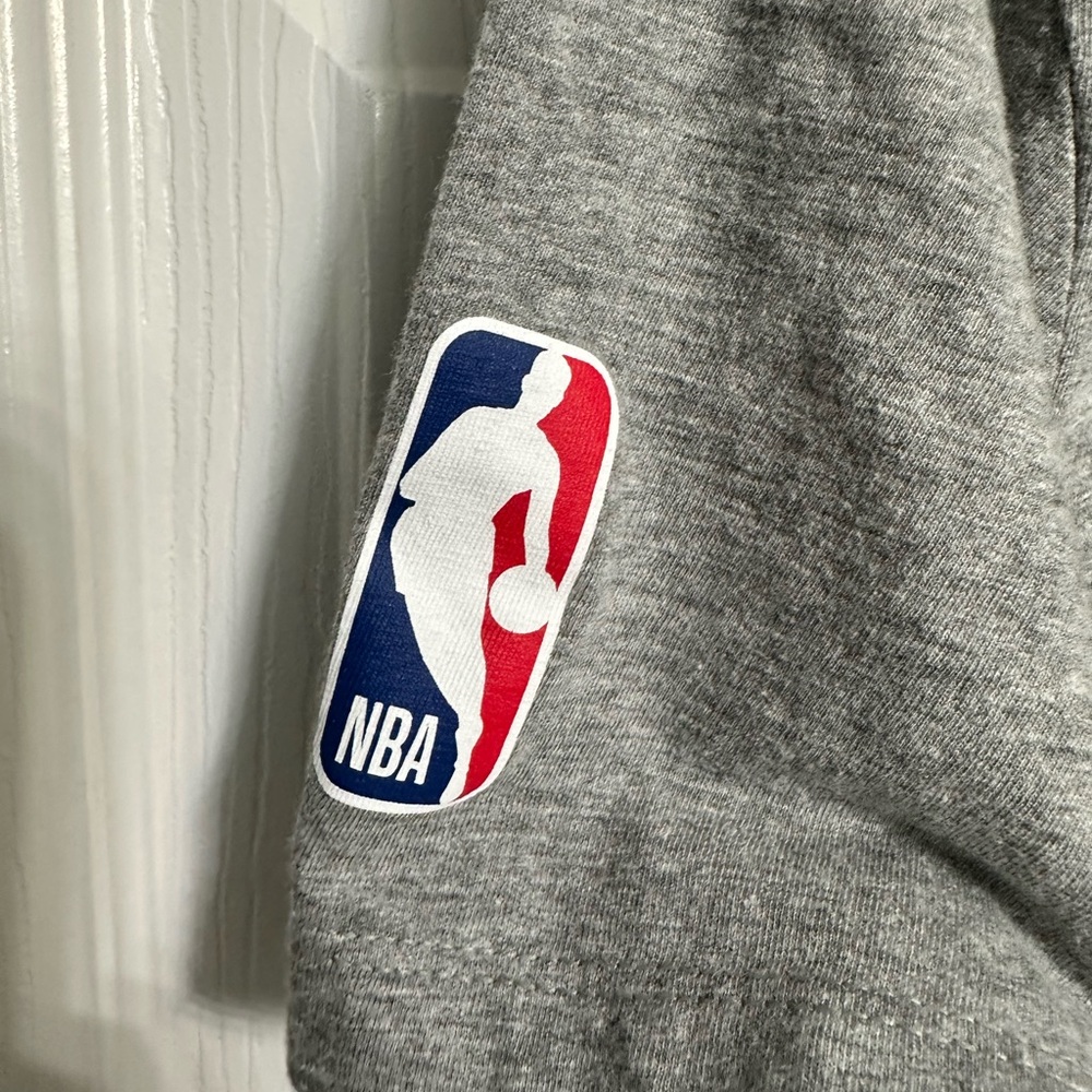 Nike Men's Gray Atlanta Tee - Picture 3 of 4